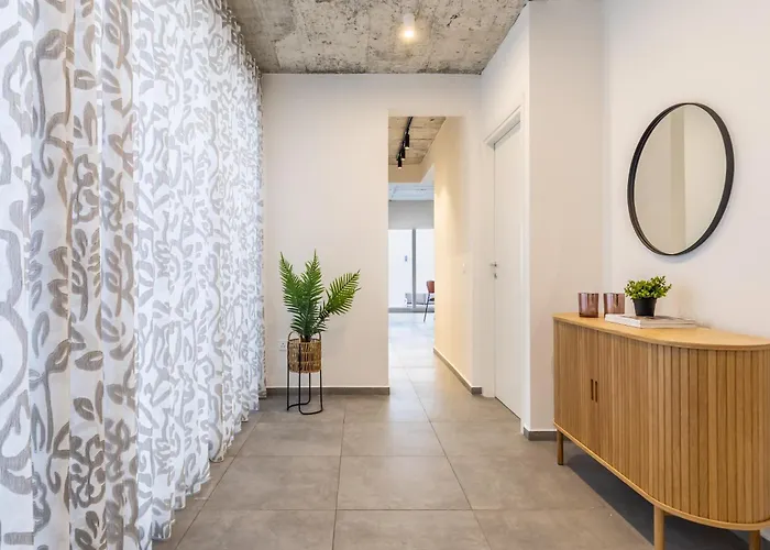 Heated Pool Luxury In St Julians