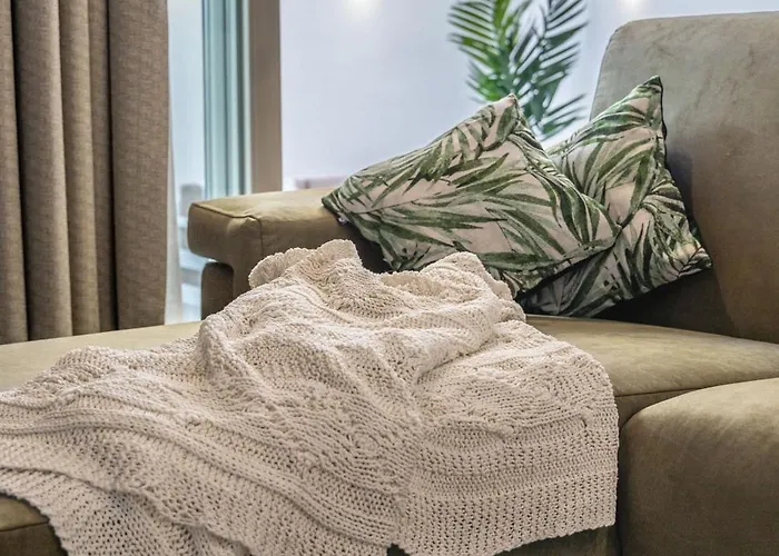 Heated Pool Luxury In St Julians Apartment